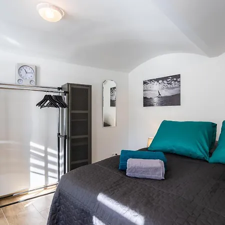 revLIVING Primus und Secundus Eggenburg - Garten - Netflix - Disney Plus - Nespresso Exterior foto