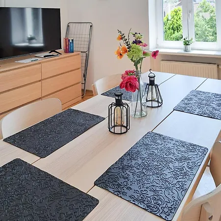revLIVING Primus und Secundus Eggenburg - Garten - Netflix - Disney Plus - Nespresso Exterior foto