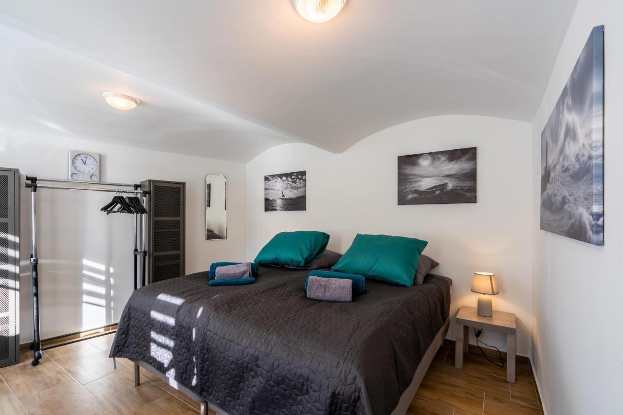 Apartment Revliving Primus Und Secundus - Garten - Netflix - - Nespresso *