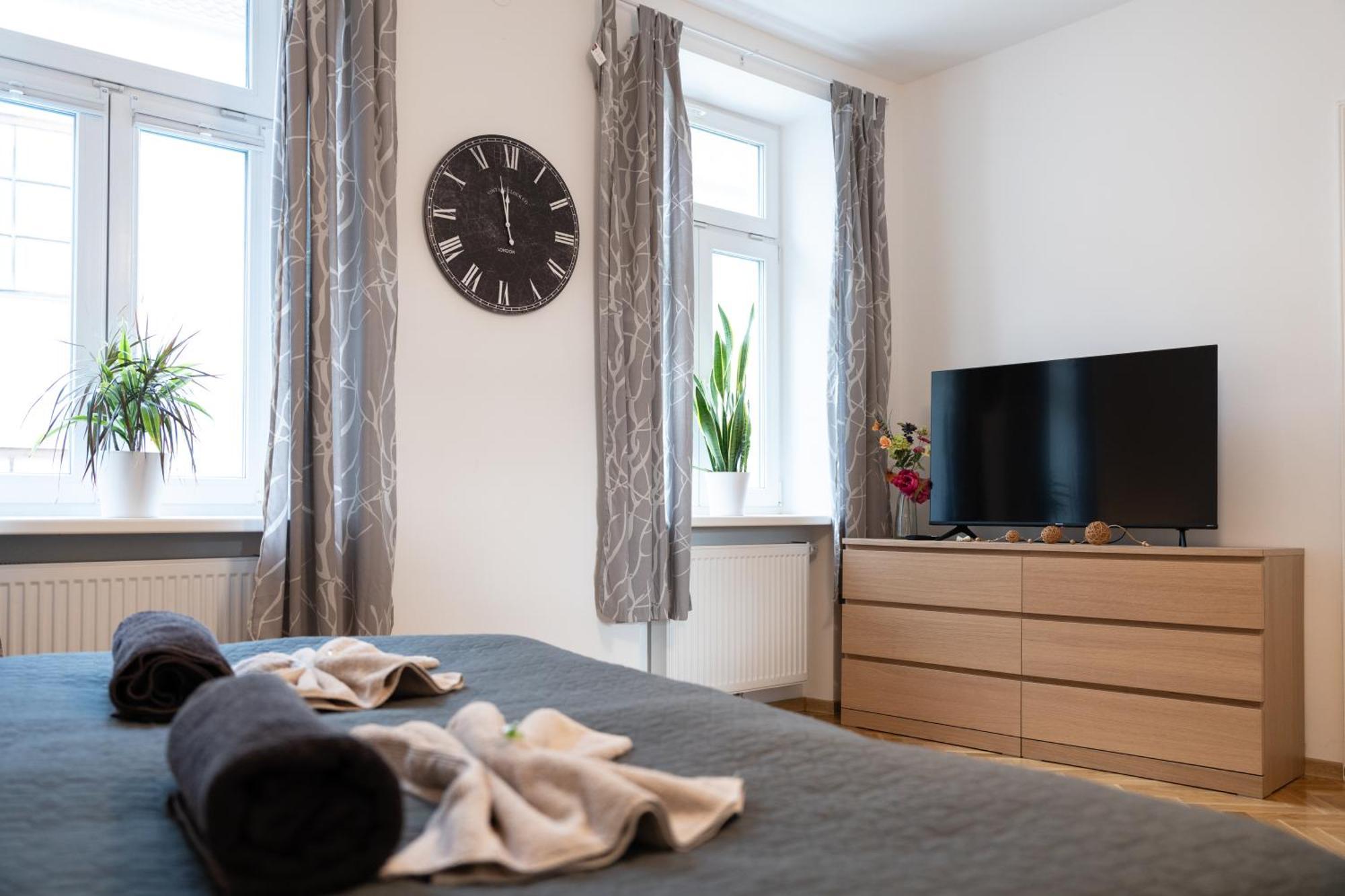 Revliving Primus Und Secundus - Garten - Netflix - - Nespresso Eggenburg